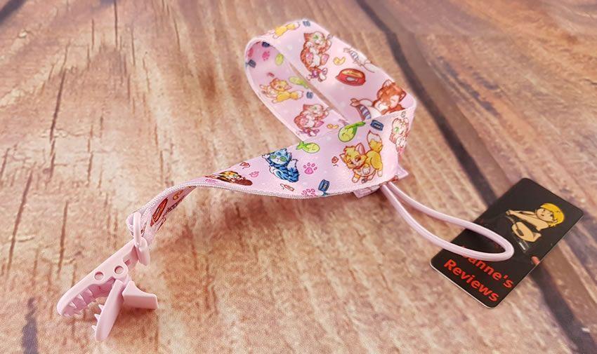 Image of the kitten pacifier clip