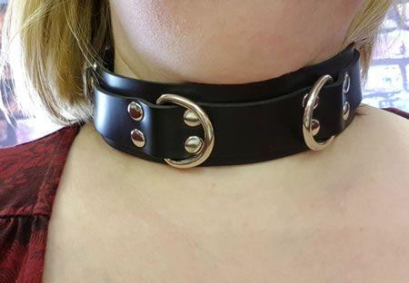 Image showing Joanne wearing the rubber collar from honour.co.uk