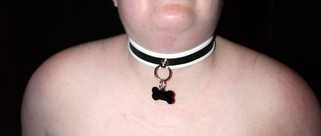 Submissive 'r' loves this puppy play collar and she enjoyed earning it