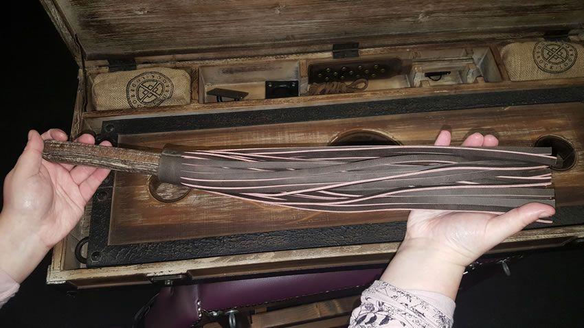 This image shows the hand made leather flogger