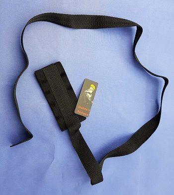 The long webbing strap makes it easy to restrain your submissive