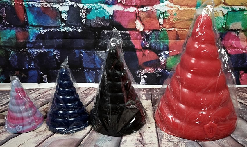 Image showing all four sizes and colour options of Twisted from JTT