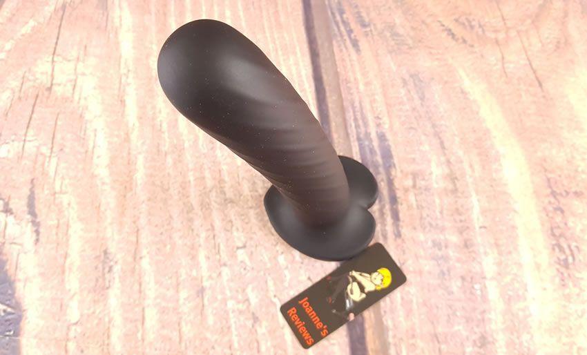 Image showing the uniform diameter of the Twist dildo