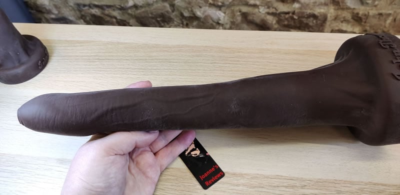 Image showing the straightish shaft on the Henry dildo