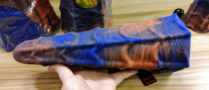 Imagen que muestra los increíbles colores y texturas de la telaraña de Spidey