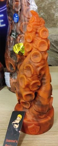 Imagen que muestra los tentáculos retorcidos de este consolador