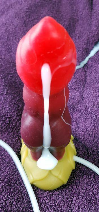 The cumtube brings this dildo to life and allows you to enjoy simulated creampie games
