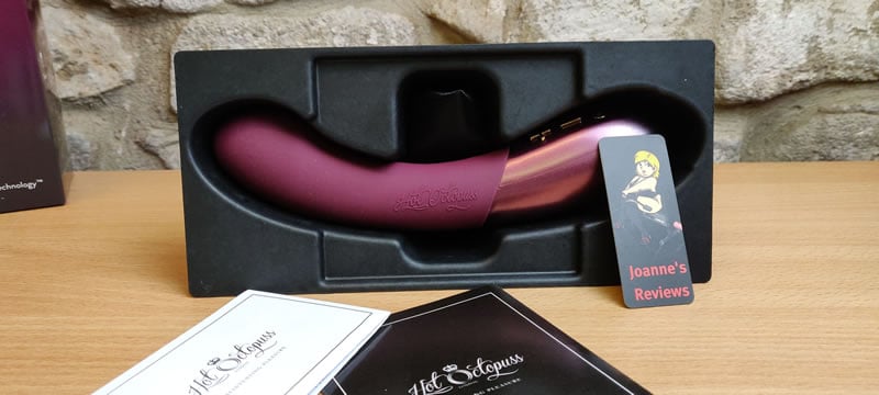 Image showing the Kurve vibrator nestled in it packaging