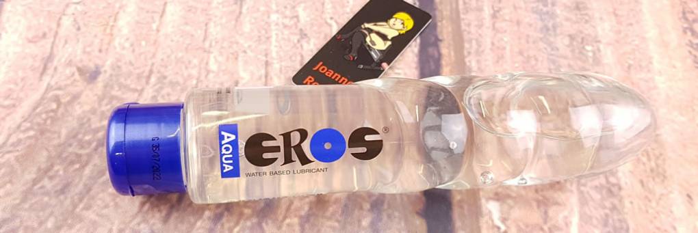 أحببت مراجعة زيوت التشحيم القائمة على الماء Eros Aqua ، خاصةً لأنها تأتي في زجاجة صغيرة للغاية. أنا أعرف ما تفكر فيه ونعم فعلت. قراءة صورة تقييمي إيروس أكرا المياه القائمة على التشحيم
