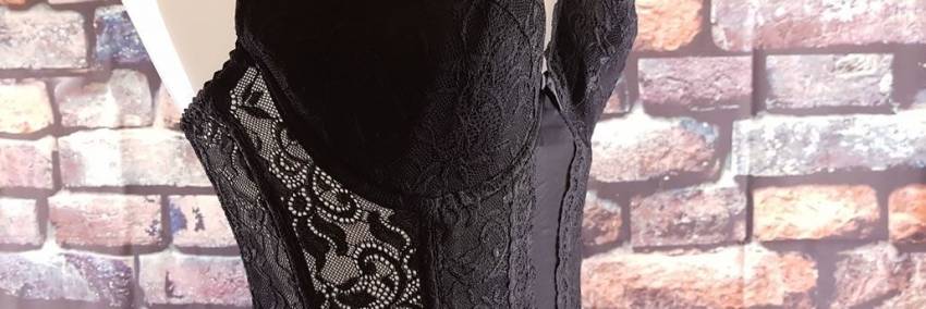 Μαύρο Floral Lace Μεταλλικά Boned 6 Ζώνη Suspender Βασκική κριτική