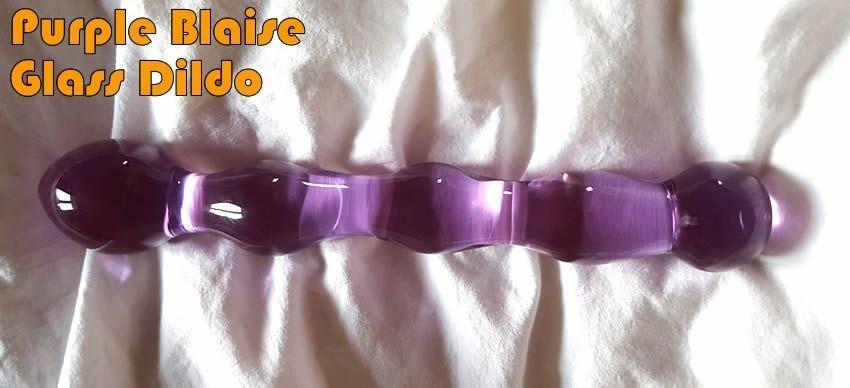 Purple Blaise Glass Dildo de theglassdildoshop.com